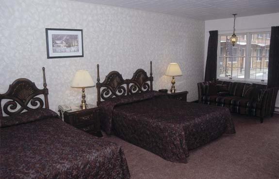 Ivy Rose Motor Inn Віндзор Екстер'єр фото