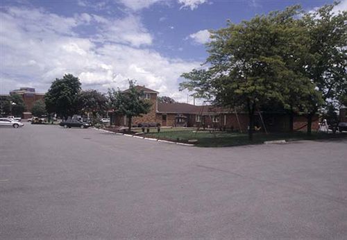 Ivy Rose Motor Inn Віндзор Екстер'єр фото